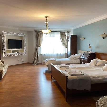 Hostel-Art Келце Екстериор снимка