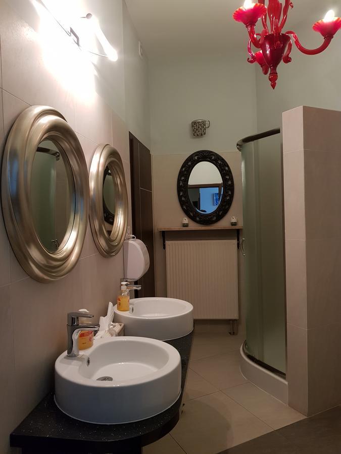 Hostel-Art Келце Екстериор снимка