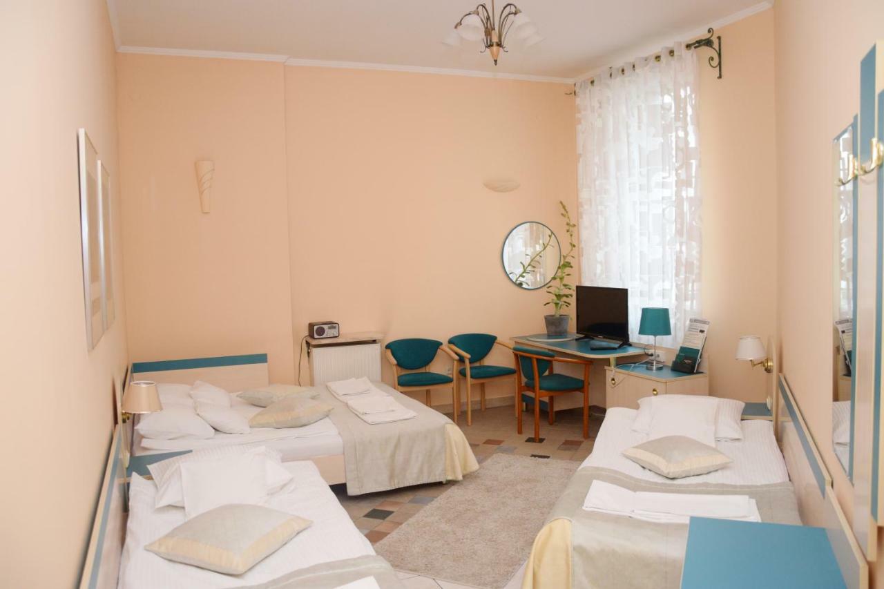Hostel-Art Келце Екстериор снимка
